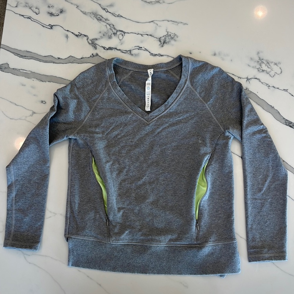 Size 4 LuLu lemon grey v-neck pullover sweatshirt.